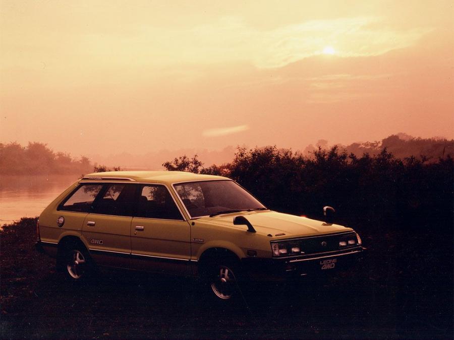  Subaru Leone 4WD 1.8 Touring Wagon 1981 года  (фото 2 из 3)